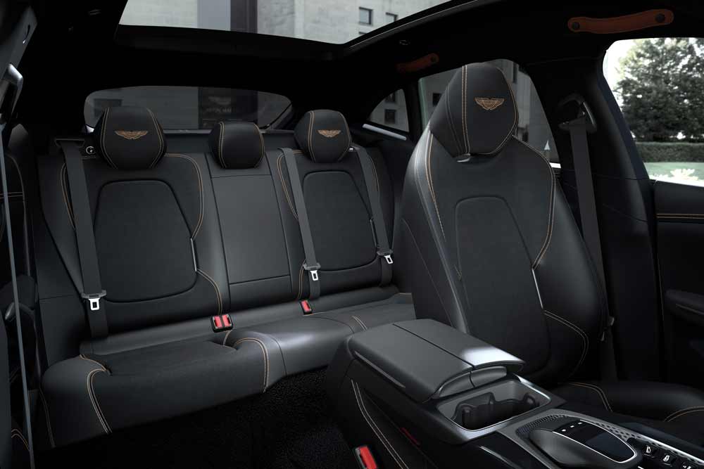 Pure Black alcantara